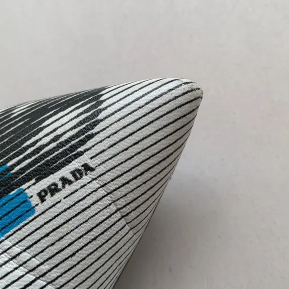 PRADA Graphic-Lips Printed Pointed Toe Ballet Flat White Blue Women’s Size 37.5 - Picture 13 of 13